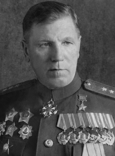 Александр Васильевич Горбатов                   